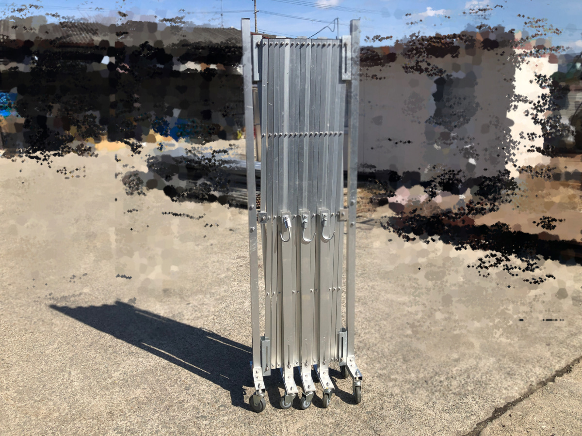 門扉（ジャバラゲート キャスターゲート アルミゲート）高さ1900の買取価格