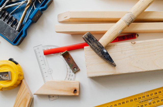 図面やナグリなどの工具