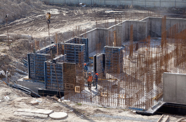 鋼製型枠と工事