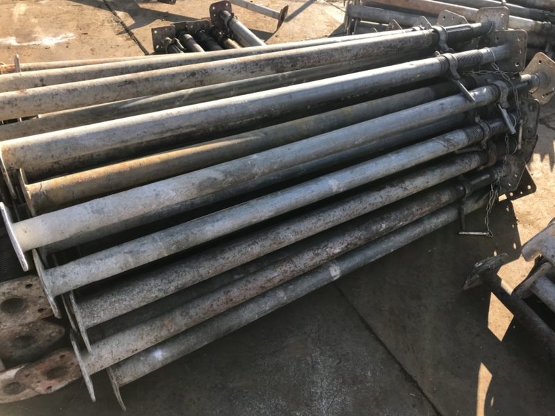 パイプサポートの写真