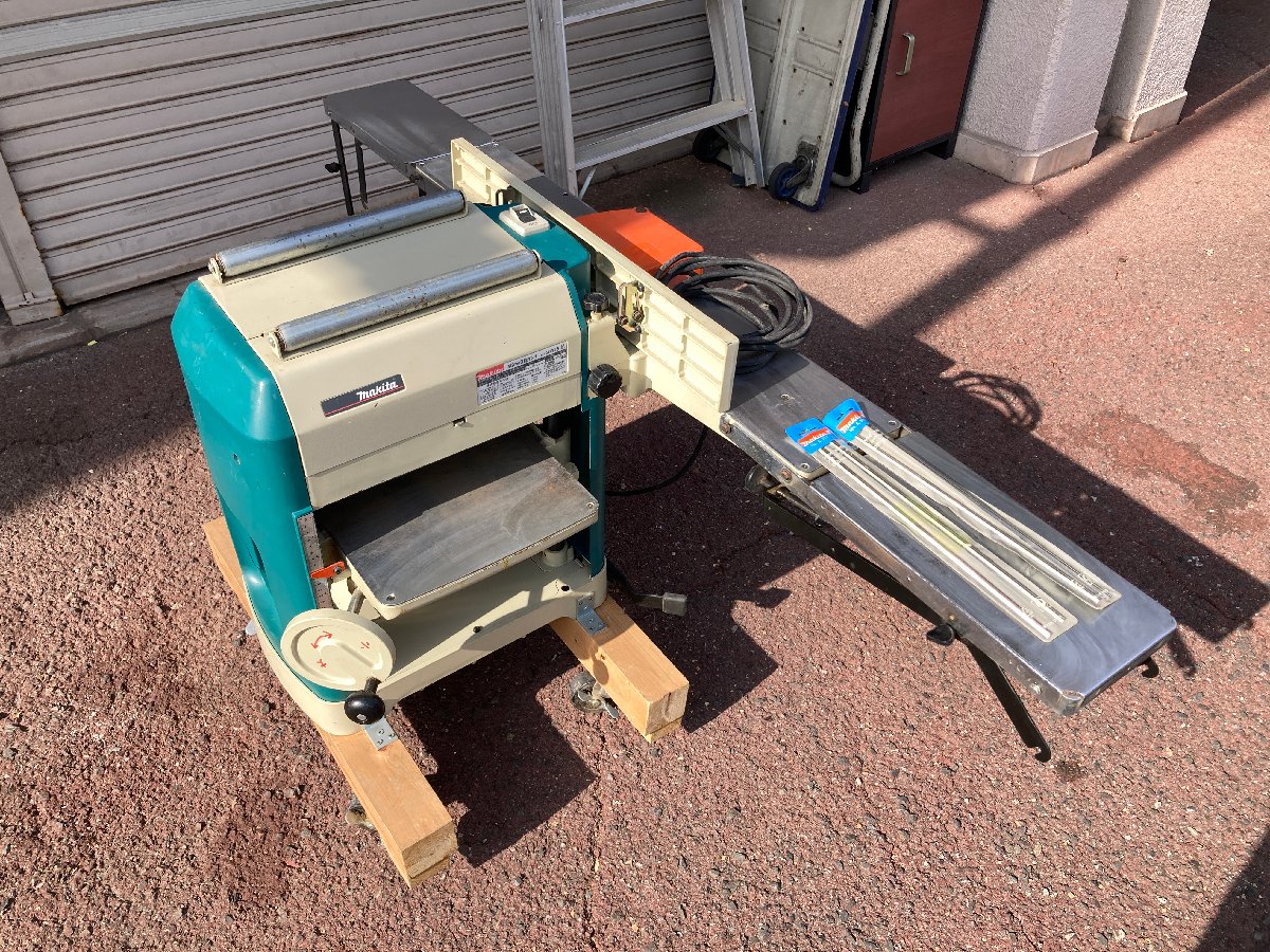 マキタ 自動カンナ 2031S